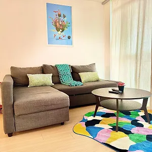 https://lush-condo-by-cntower-free-parking.niagara-fallshotels.com